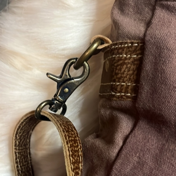 Myra Leather, Hide, Canvas - Picture 6 of 12